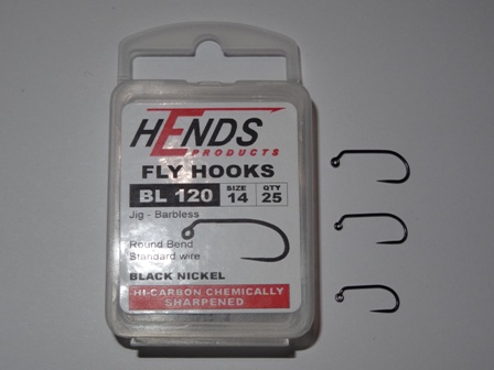 Fly tying hooks